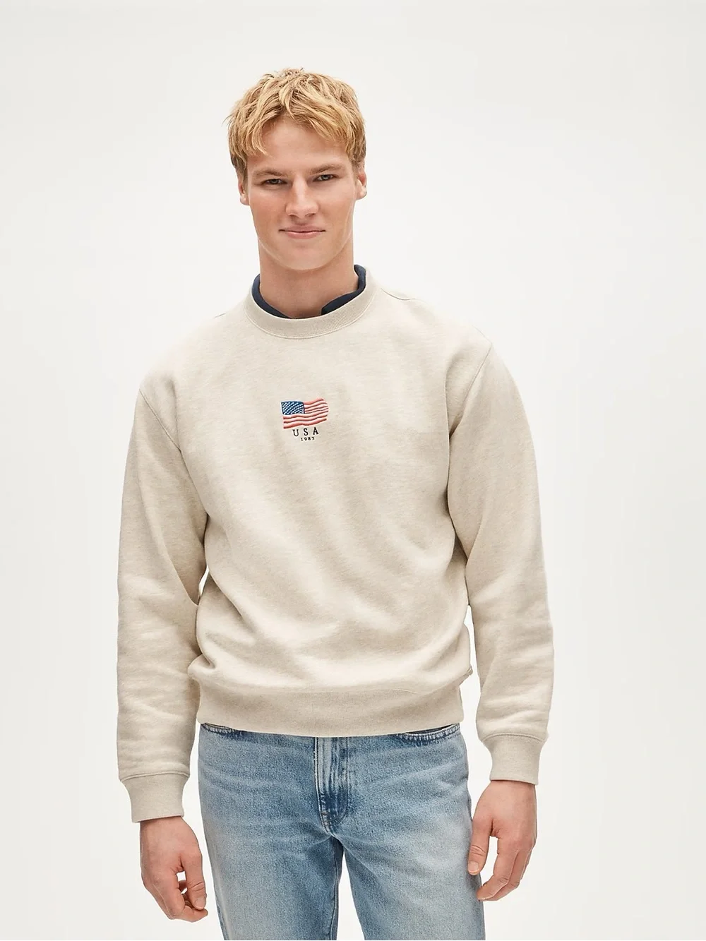 J. CREW '83 fleece sweatshirt with flag embroidery Heather Ecru Size M $98 CR210 - Picture 1 of 9